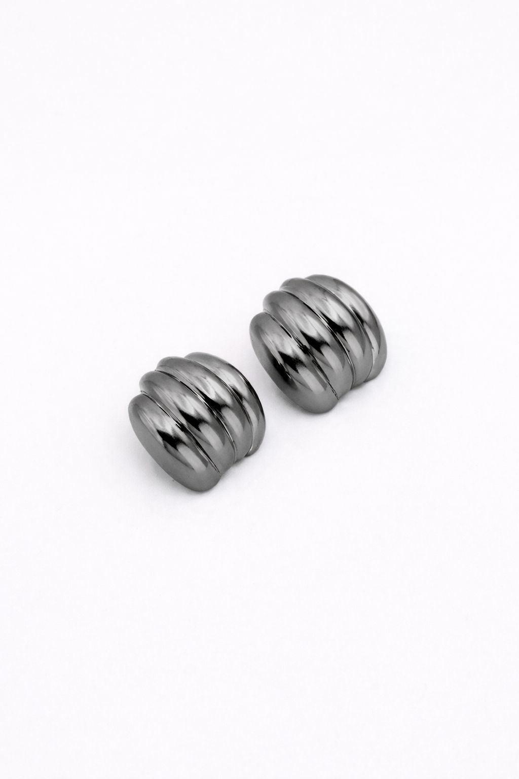 EARRING ETERNELLE — GRAY
