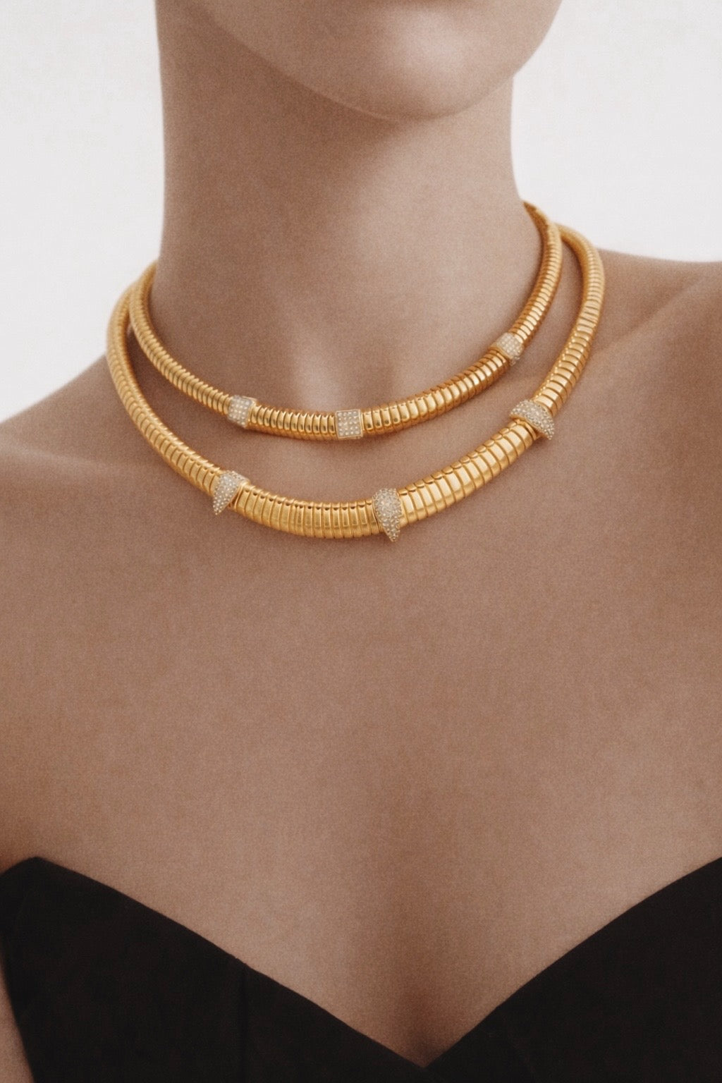 NECKLACE ETERNELLE — GOLD